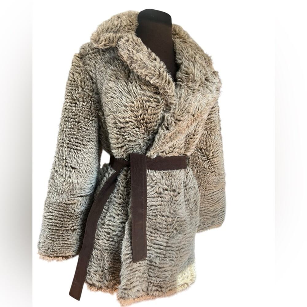 Vtg Faux Fur Old Money Mobwife Boho Glam Elegant Timeless Tie Belt Coat M